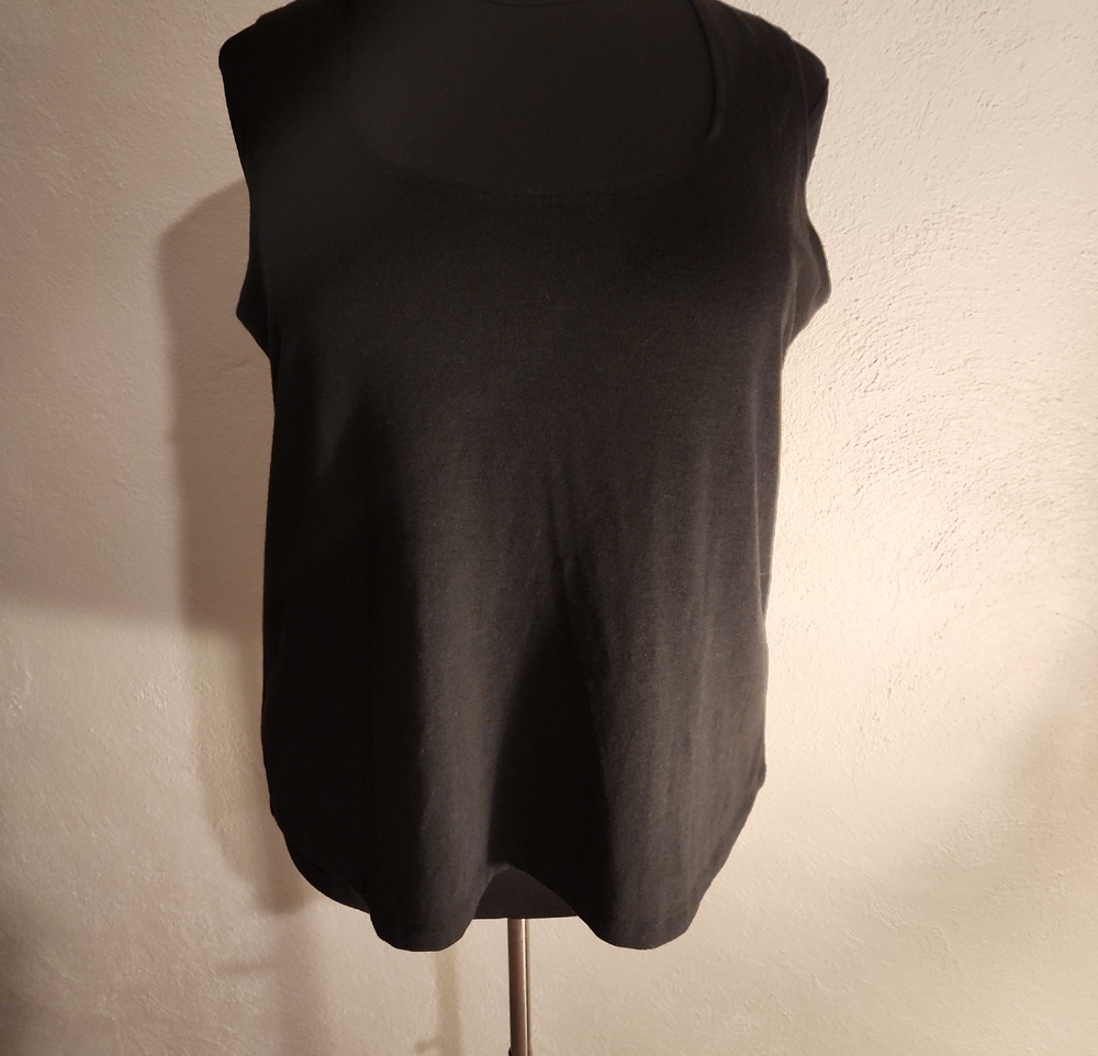 Slinky Brand Women's 1X Everyday Black Scoop Neck Tank Top